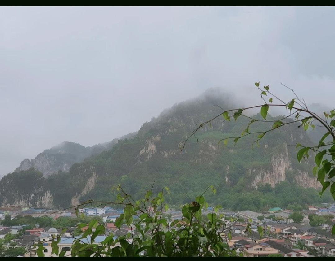 Urban 360 Studio Love Rara Suite Homestay Batu Caves Esterno foto