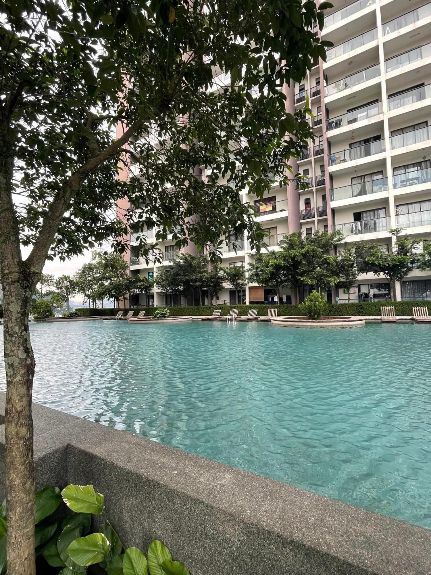 Urban 360 Studio Love Rara Suite Homestay Batu Caves Esterno foto