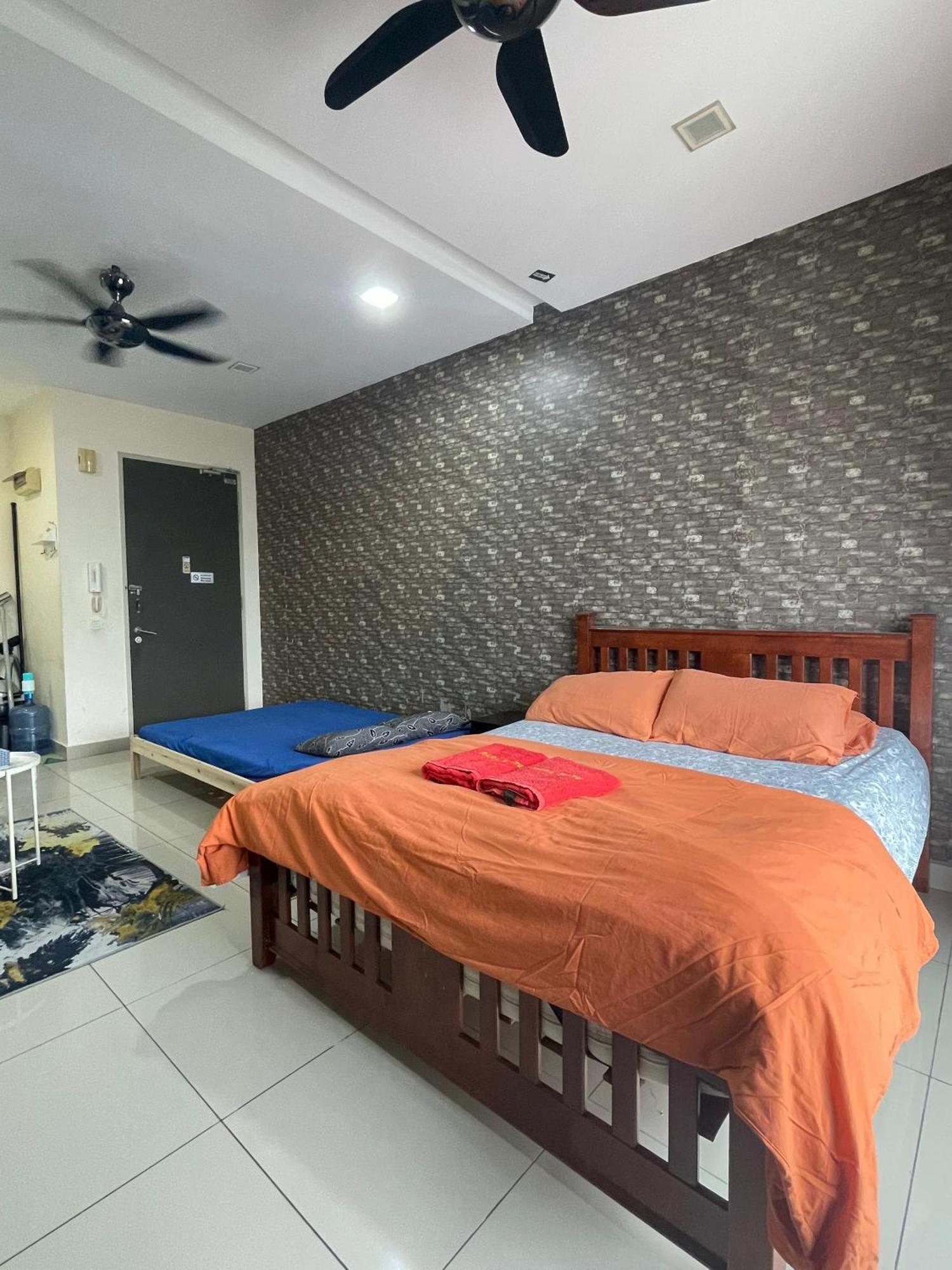 Urban 360 Studio Love Rara Suite Homestay Batu Caves Esterno foto