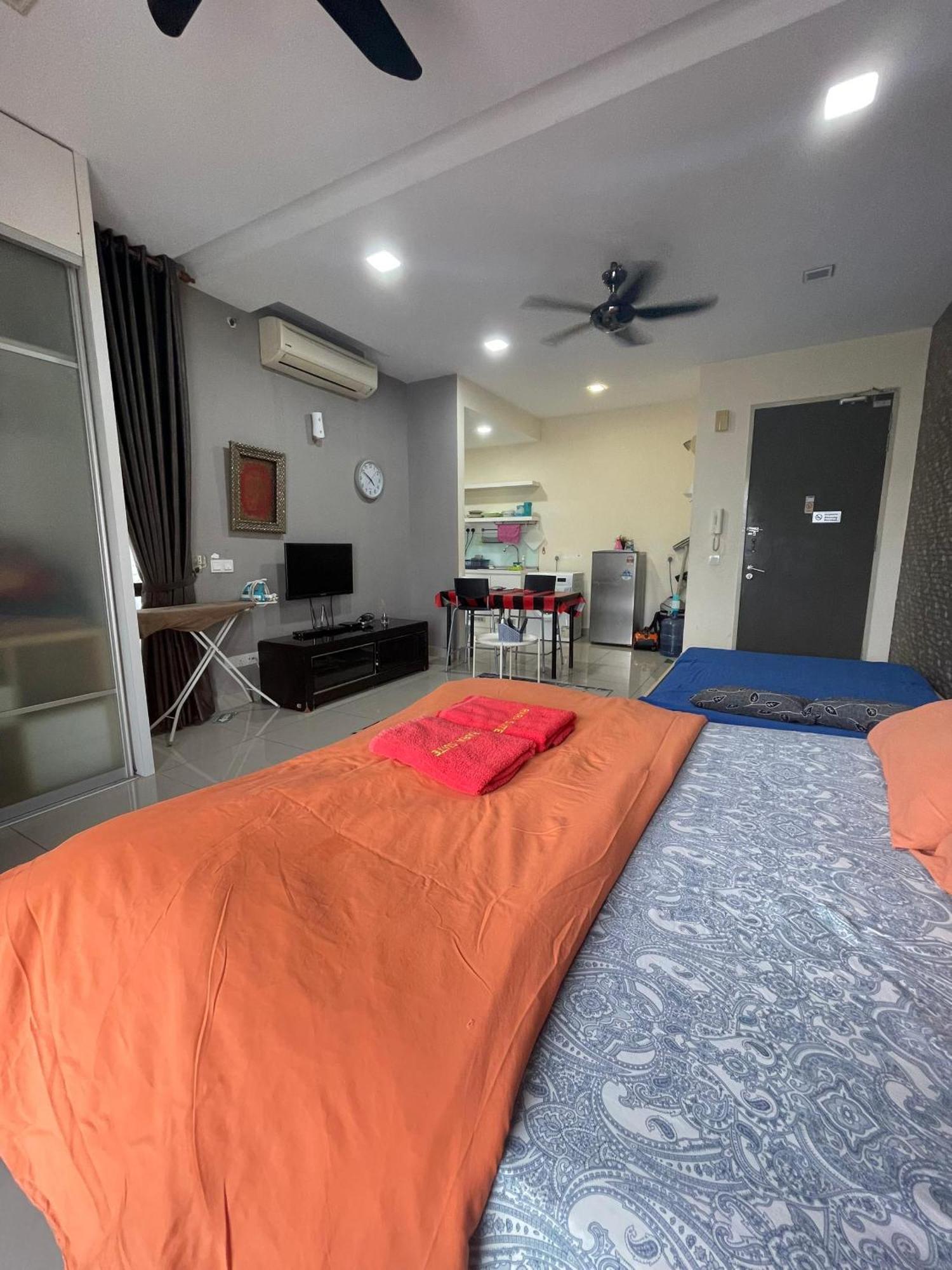 Urban 360 Studio Love Rara Suite Homestay Batu Caves Esterno foto
